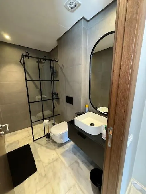 Appartement De Haut Standing- Ferme Bretonne Casablanca